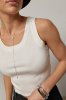 В'язана майка однотонна в рубчик 2560 молочний