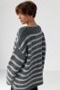 Тепла в'язана кофта oversize в смужку 50900 сірий